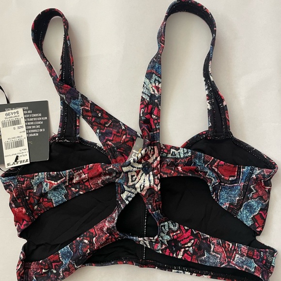 🌺💕♥️ Tilly’s bikini top - Picture 3 of 3